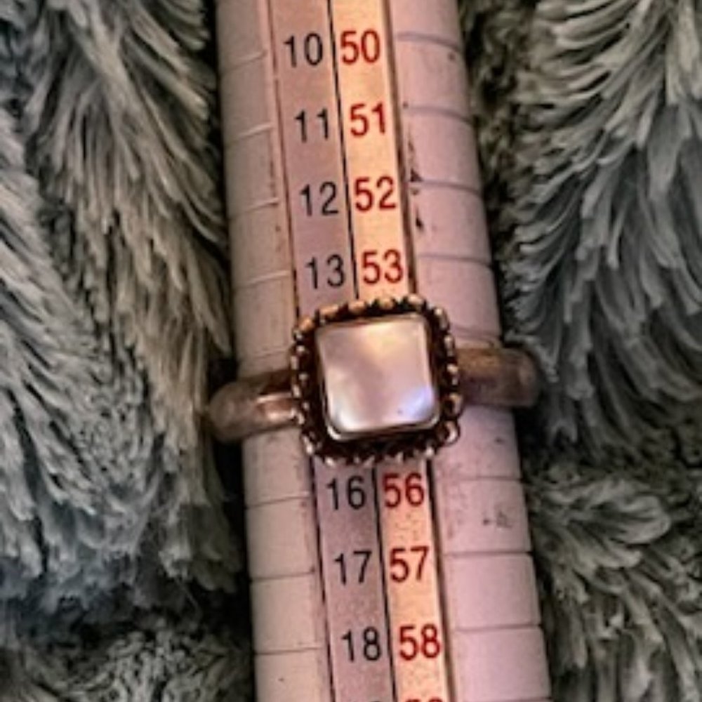Retired Silpada Pearl Button Frame Ring sz 7